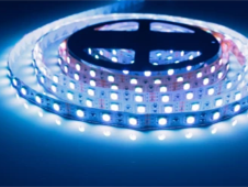 Est-il sécuritaire de laisser une bande LED allumée en permanence ?-article-OUTRES